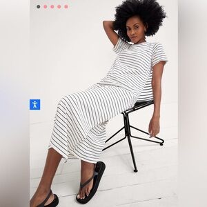 Hatch Maternity Tee dress - navy blue stripped size 3